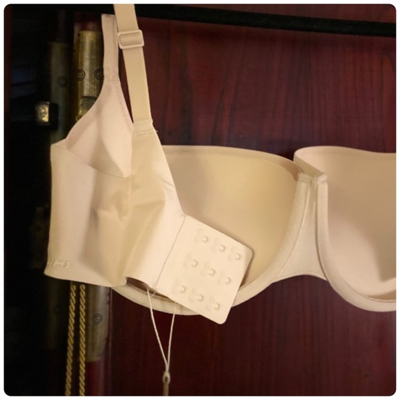 SKIMS Ultimate Push-Up Balconette Bra in Color Sand 34DDD - NWT - Picture 7 of 11